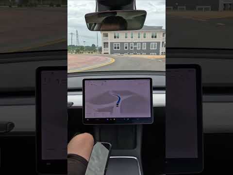 🥲roundabout fail🛑 #shorts  #elonmusk  #fsd #fsdbeta #autopilot #magic #Tesla #cybertruck