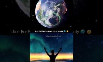 Earth's Aurora Lights Beauty 🌎 😲 ✨️ #shorts #earth #aurora #surojitbanerjeeinformer